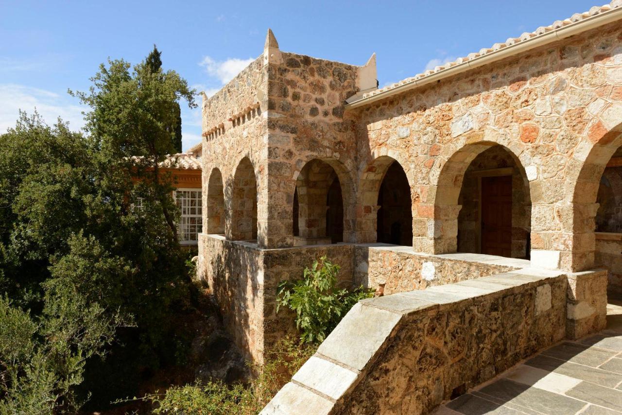 Patrick & Joan Leigh Fermor House Acomodação com café da manhã Kardamyli Exterior foto